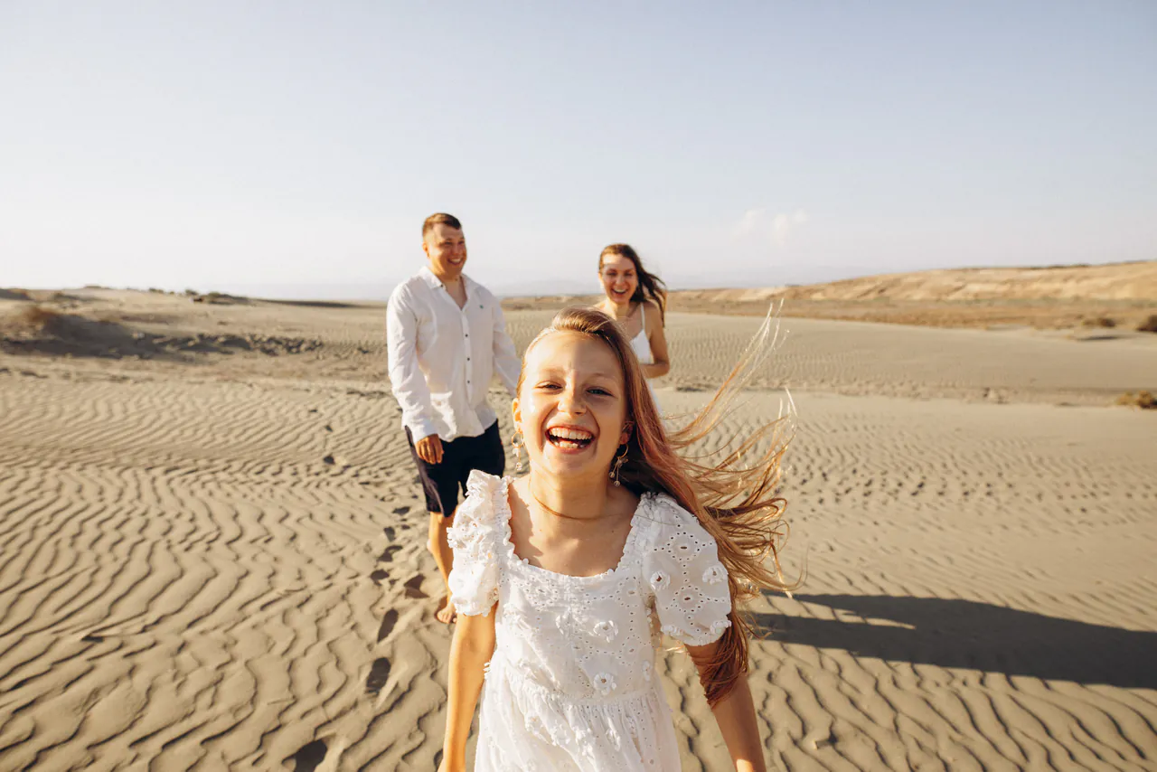 Family Memories by the Sea. Nastya, Oleg, Zlata. — photograph 4