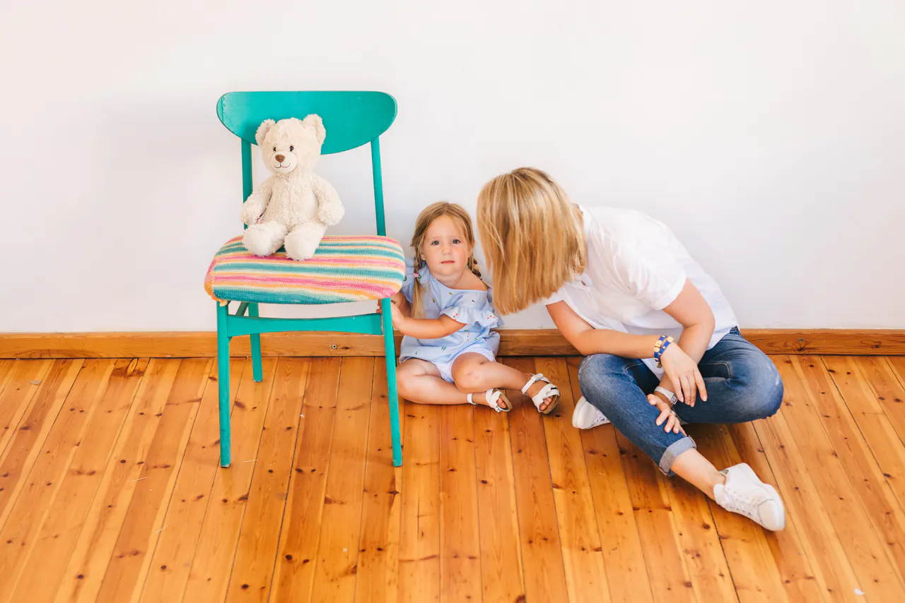 Olga and the kids — photograph 9
