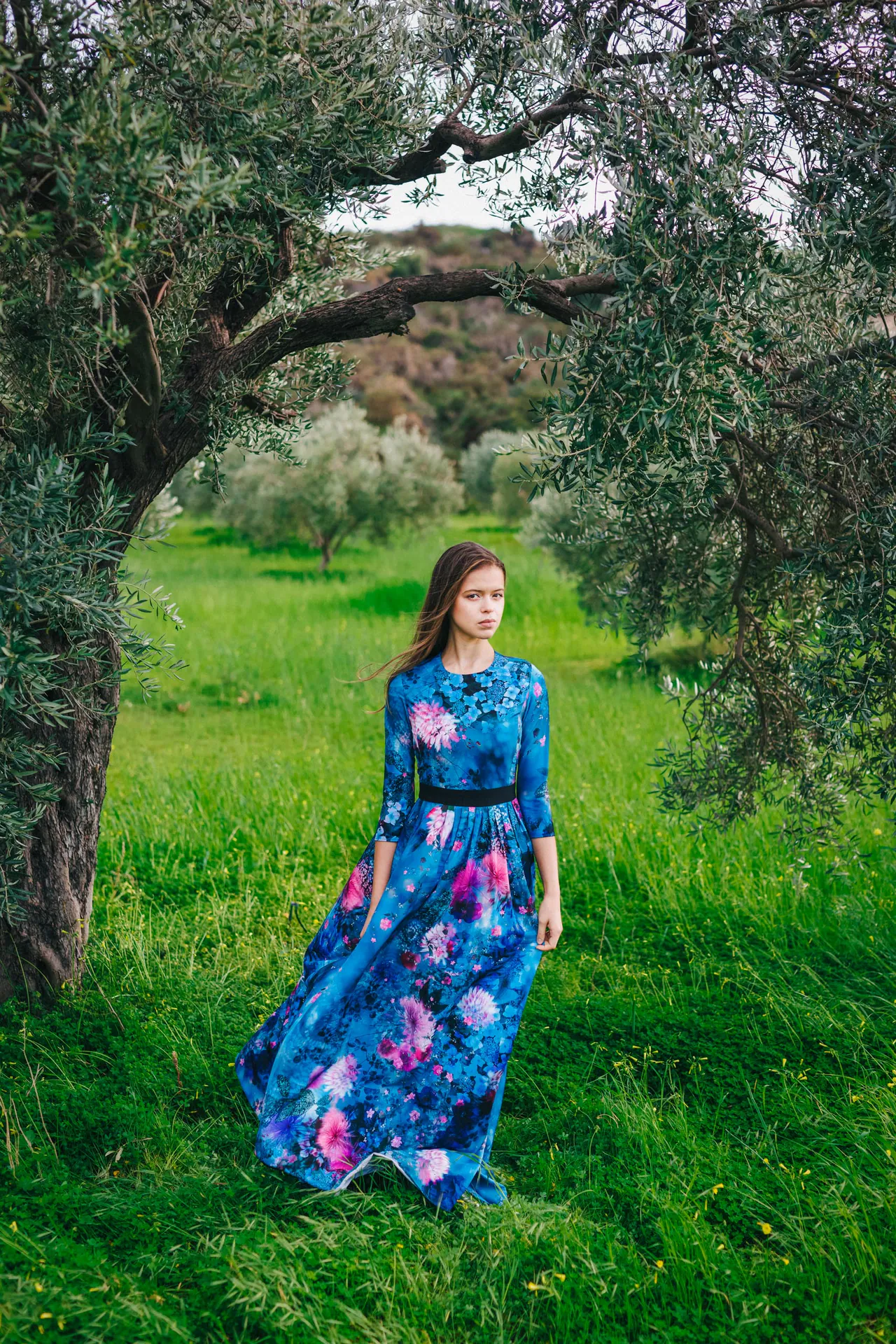 Anastasiya in the Olive Grove — photograph 11