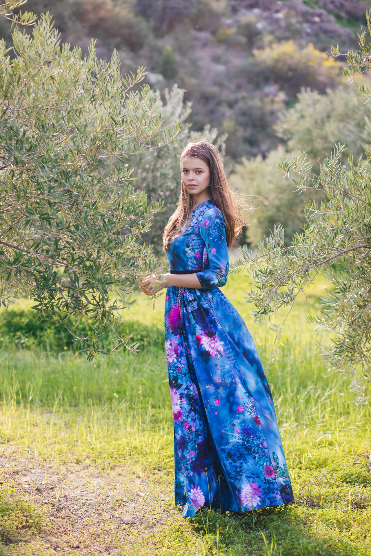 Anastasiya in the Olive Grove — photograph 8